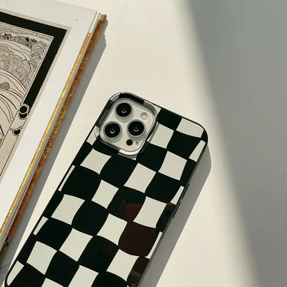 Checkerboard - iPhone 14 Plus