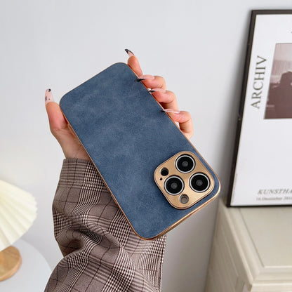 Lambskin Coat - iPhone 14