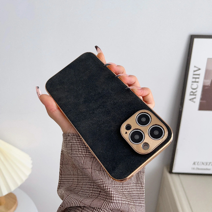 Lambskin Coat - iPhone 12
