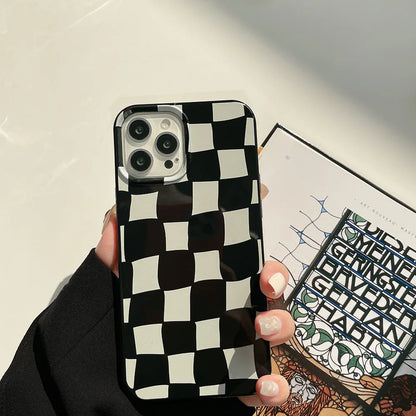 Checkerboard - iPhone 14 Plus