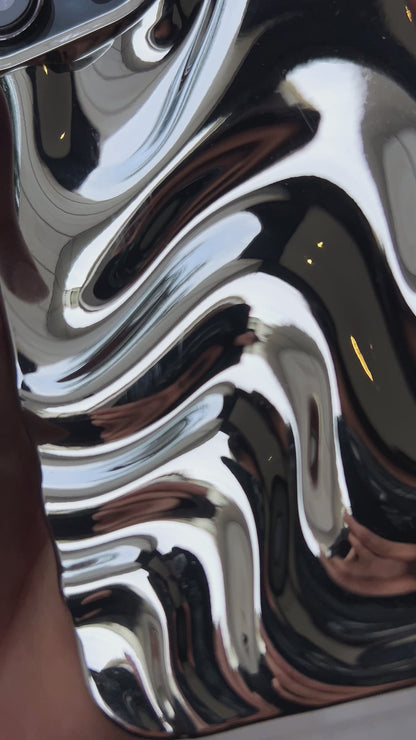 Luxury Plating - iPhone 16